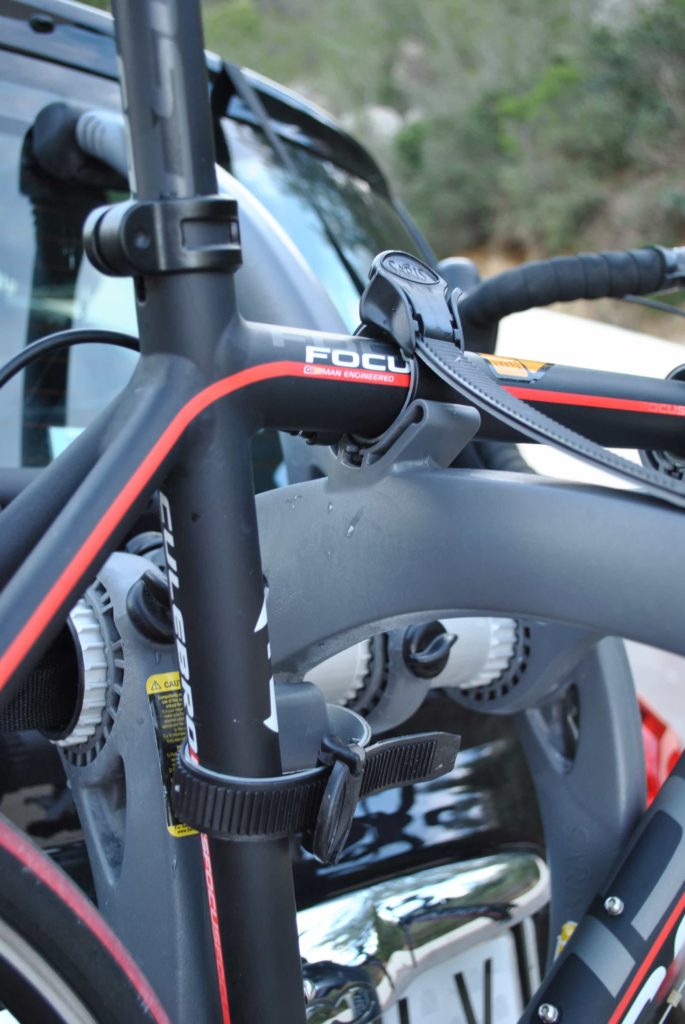 Volvo XC90 bike rack ratchet strap details